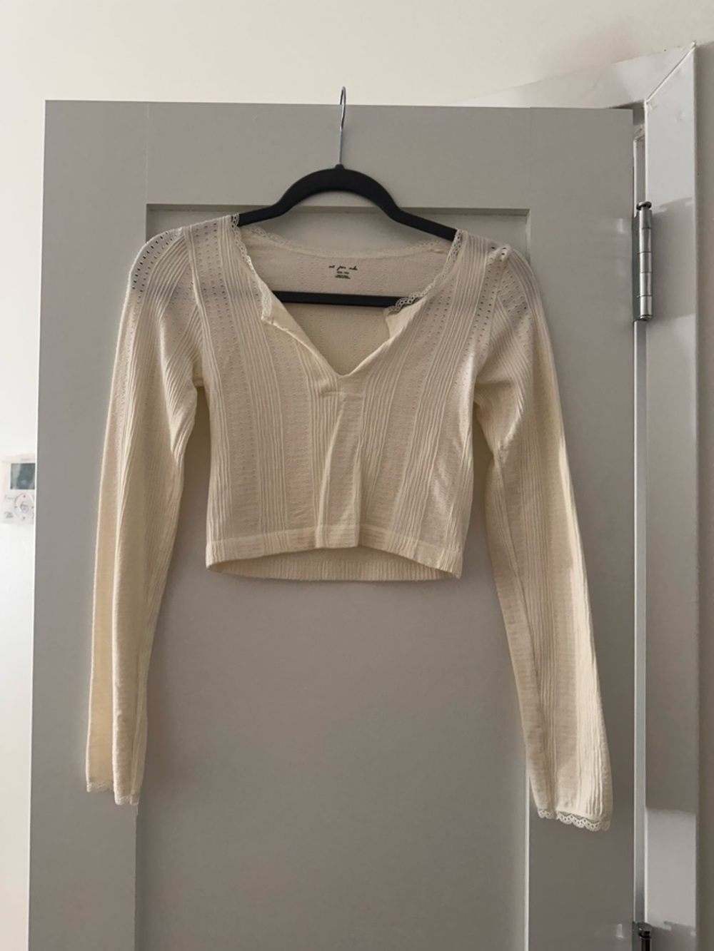 NWT Out From Under Urban Outfitters Cropped Long Sleeve Size XS/S